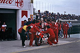 Kenny Roberts nella 200 miglia di Imola del 1984, ingrandisci la foto